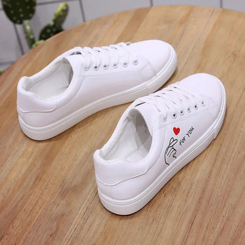Chaussures de course blanches respirantes pour femmes, nouvelles chaussures décontractées avec lacets et fleurs brodées pour le printemps et l'automne MedSurgery Store For Digital Health