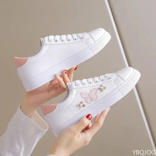 Nouvelles chaussures blanches pour femmes, chaussures plates respirantes à la mode, chaussures décontractées à lacets en cuir, baskets confortables et polyvalentes pour femmes MedSurgery Store For Digital Health