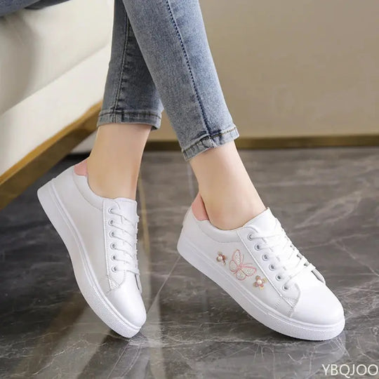 Nouvelles chaussures blanches pour femmes, chaussures plates respirantes à la mode, chaussures décontractées à lacets en cuir, baskets confortables et polyvalentes pour femmes MedSurgery Store For Digital Health